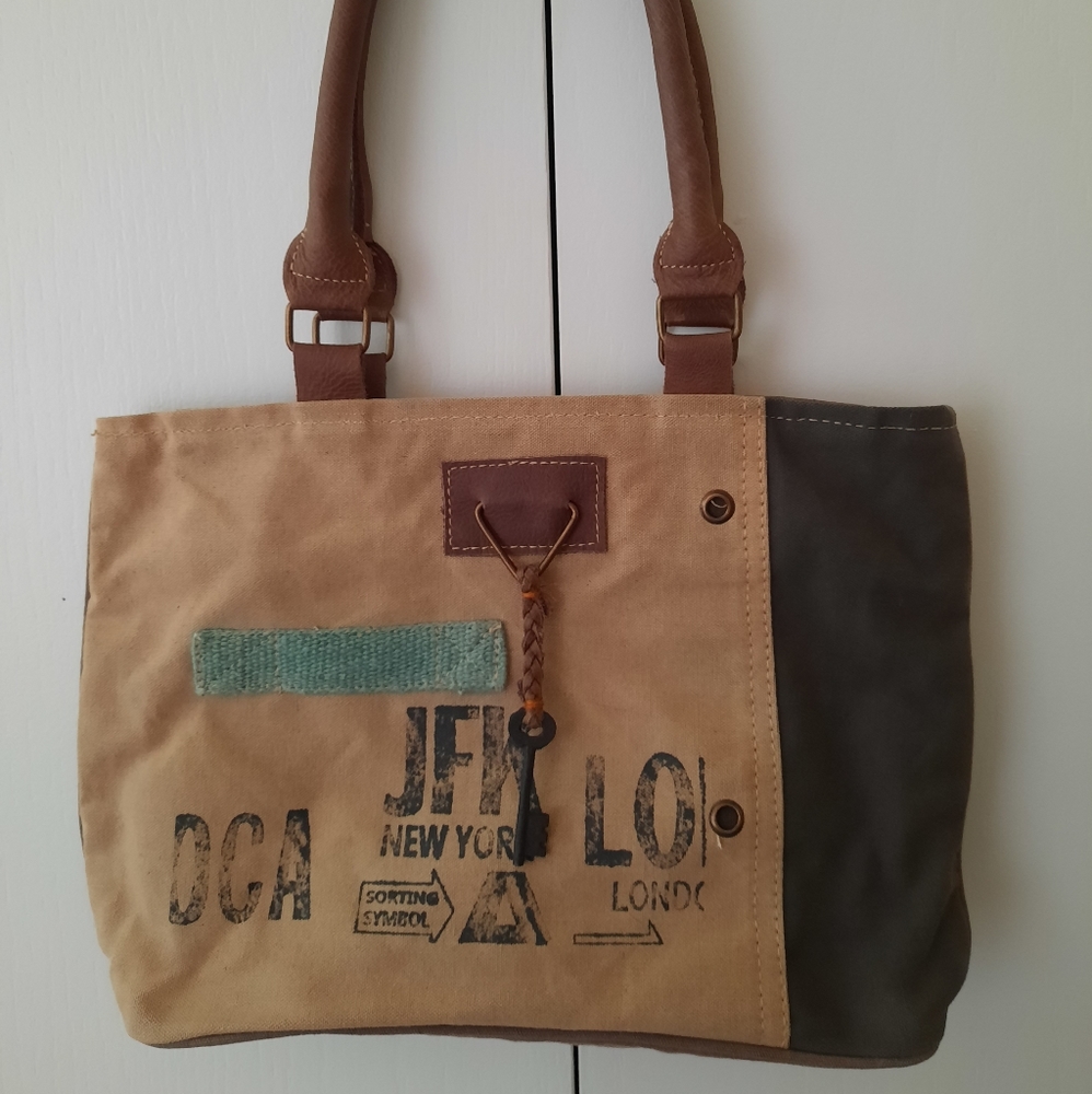 Myra Bag should bag